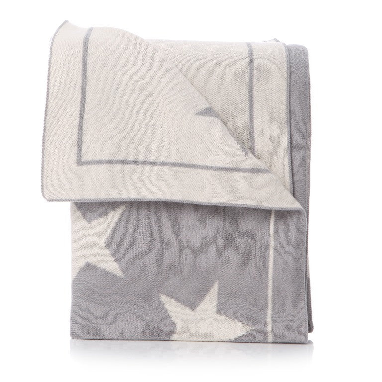 Grey and white cotton baby blanket with star pattern