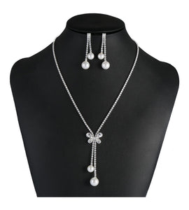 Butterfly Crystal And Pearl Necklace Set