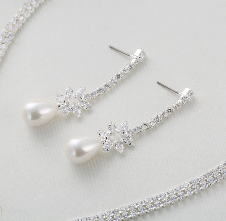 Crystal and pearl drop earrings
